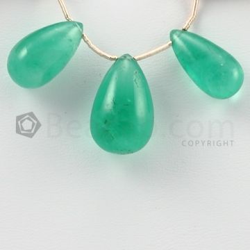 18 to 20.50 mm - Medium Green Emerald Drops - 36.50 carats (EDr1020)