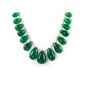 18 x 12 mm to 11 x 6.20 mm - Medium Green Emerald Drop - 15 pieces - 104.96 carats (EDr1040)
