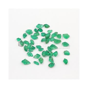4.50 x 2.50 mm to 8 x 5 mm - Medium Green Emerald Carving - 44 pieces - 11.60 carats (EmCar1048)