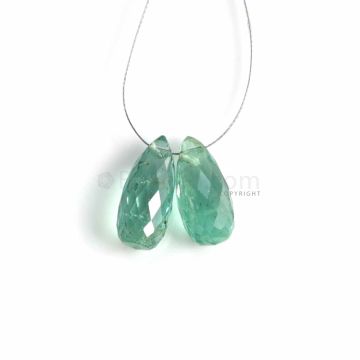 2 Pcs - Medium Green Emerald Drops - 4.5 ct. - 11.3 x 5.3 mm & 11.5 x 5.5 mm (EDR1104)