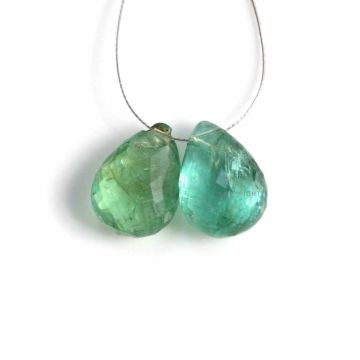2 Pcs - Medium Green Emerald Drops - 5.92 ct. - 10.8 x 8 mm & 11.2 x 7.8 mm (EDR1082)